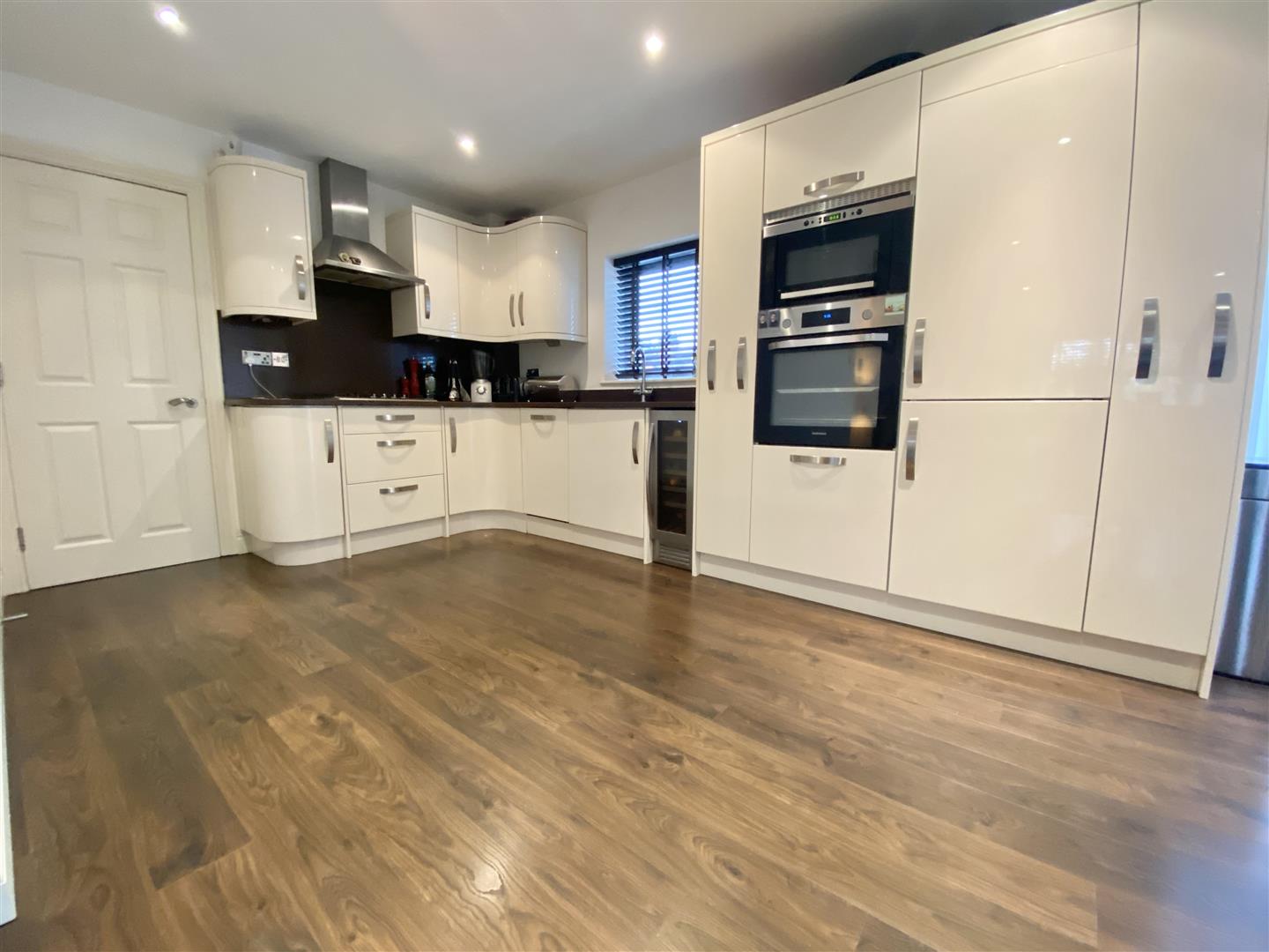 Florence Avenue, Enfield, EN2 Lanes Estate Agents